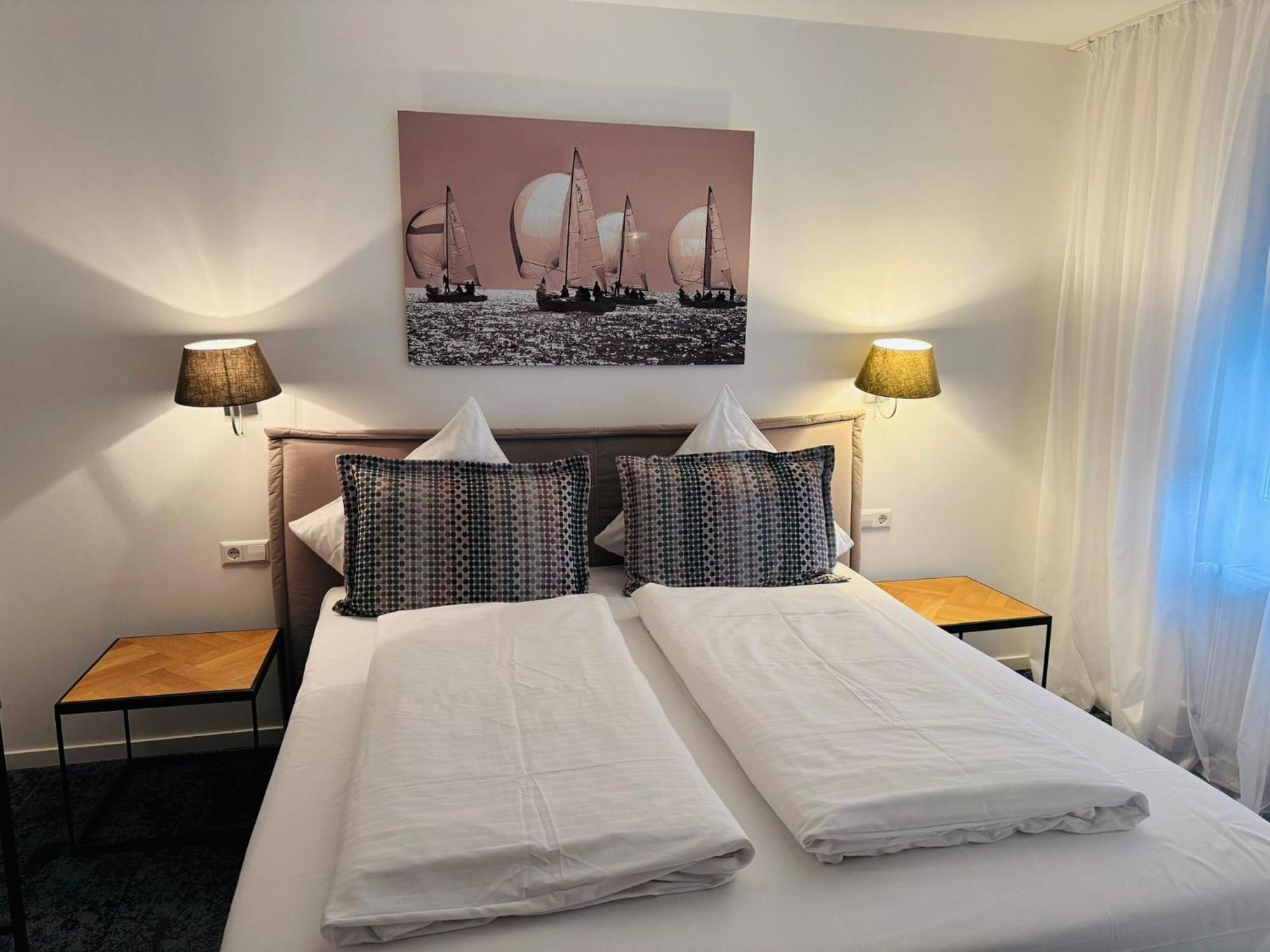 โฮเทล เฮาส์ อัม เซ Hotel ซินส์ไฮม์ ภายนอก รูปภาพ